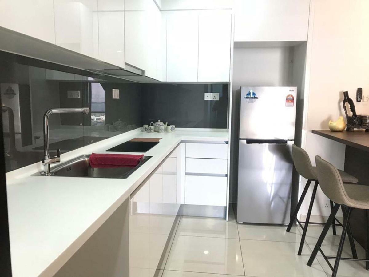 Almas Puteri Harbour Apartment Nusajaya  Exterior photo